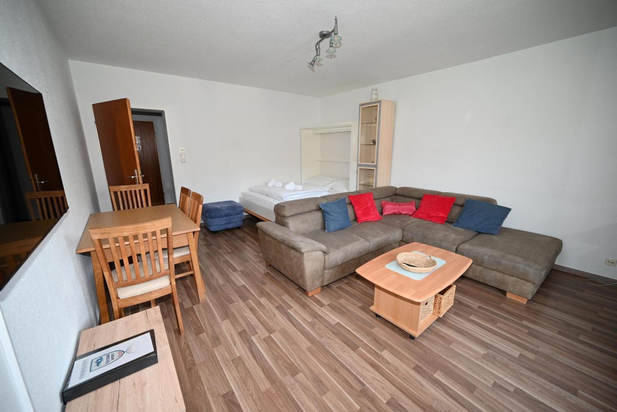 Apartement Karen Top 35 - By Four Seasons Apartments كابرون المظهر الخارجي الصورة